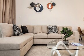 Stylish 1BR Apartment at Meera Tower