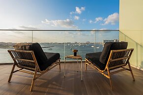 Pure Voyage Beachfront