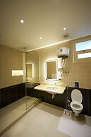 The H Zamalek Suites
