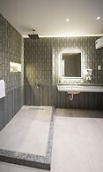 The H Zamalek Suites