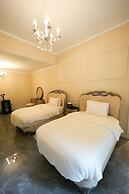 The H Zamalek Suites