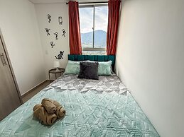 Mountain View, Pool & Gym (2506)
