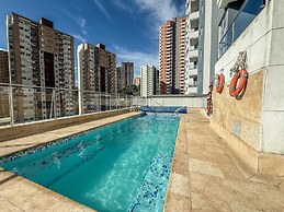 Mountain View, Pool & Gym (2506)