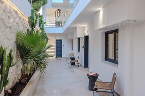Angel Apartments 2