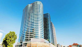 Luxury Apartments w Rooftop Pool CBD