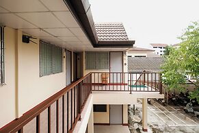 Thong Poon Apartment Chiang Mai