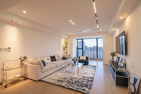 Zhome-Near Nanjing Road