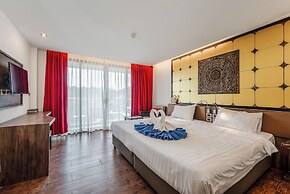 Chill & Play Near Beach Pool C202