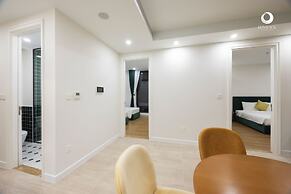 Skywave Apartment Firework Delight