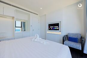 Skywave Apartment Firework Delight
