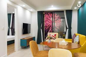 Skywave Apartment Firework Delight