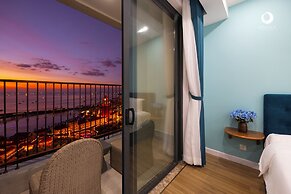 Skywave Apartment Firework Delight