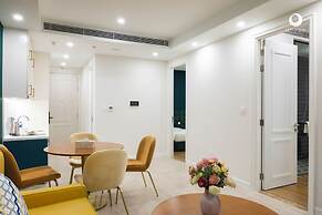 Skywave Apartment Firework Delight