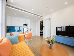 Skywave Apartment Firework Delight