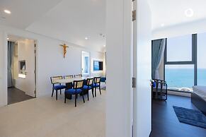 Skywave Apartment Firework Delight