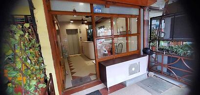 Hotel  BMR  Stay