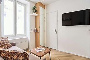 Superb AC Studio Eiffel Tower/champ de Mars