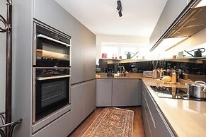 Cozy Maisonette near Edinburgh Castle