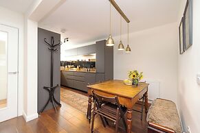 Cozy Maisonette near Edinburgh Castle