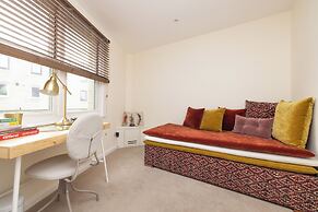 Cozy Maisonette near Edinburgh Castle