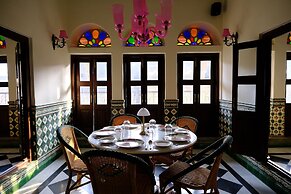 Vivaana  Museum Hotel
