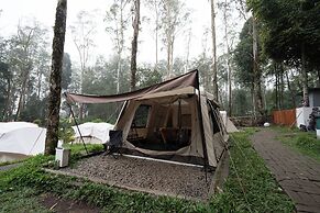 Kuleum Camp And Cabin By ARBA