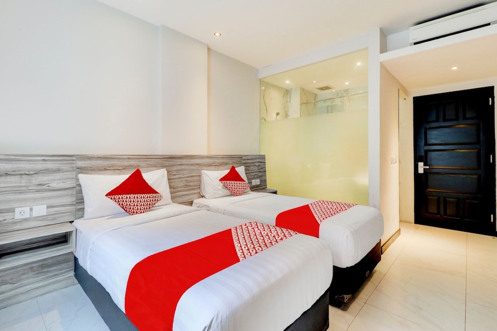 OYO 94728 Isleep Ciwalk