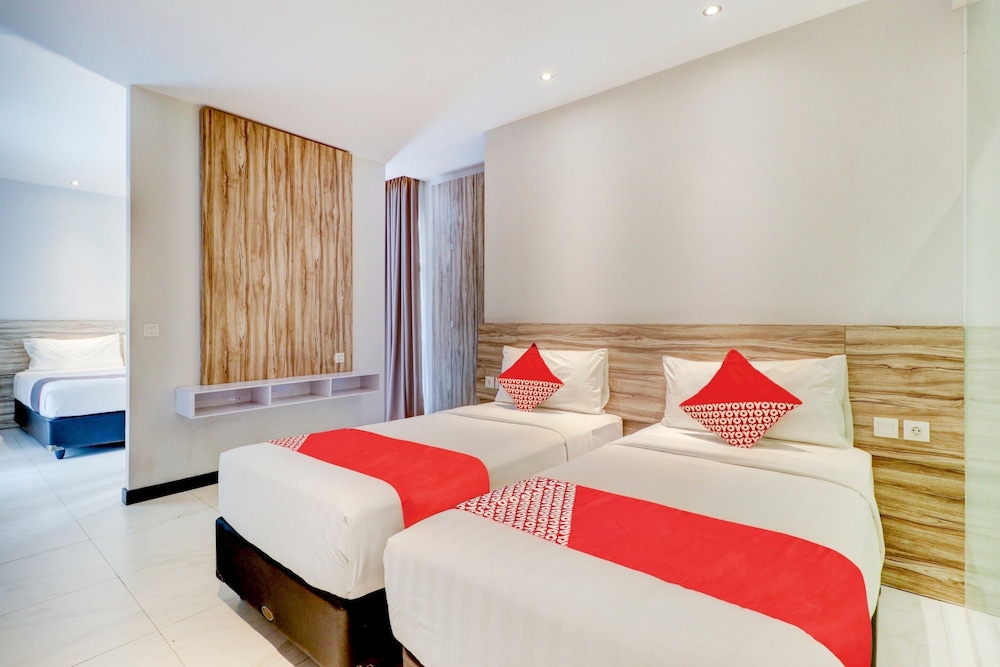 OYO 94728 Isleep Ciwalk