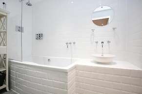 Stunning flat near Edinburgh Castle