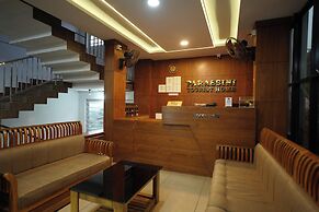 Parassini Tourist Home
