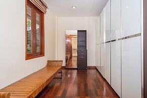 Emerald Hill Villas