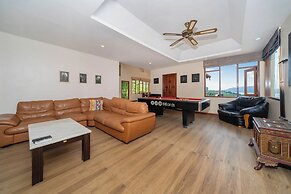 Emerald Hill Villas
