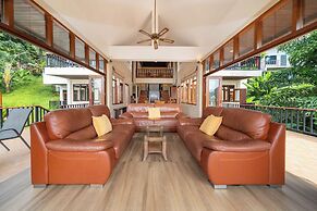 Emerald Hill Villas