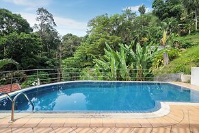 Emerald Hill Villas