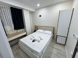 Q Line Hotel