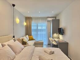 Kono Studios & Suites