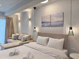 Kono Studios & Suites