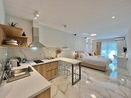 Kono Studios & Suites