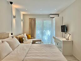 Kono Studios & Suites