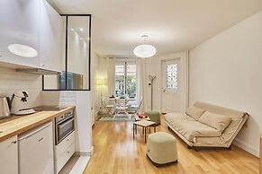 Superb Trocadero-arc de Triomphe Apartment