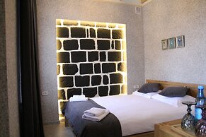 JINJOTEL Boutique Hotel