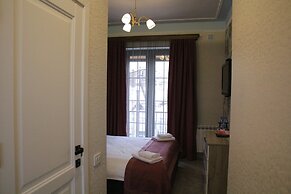 JINJOTEL Boutique Hotel