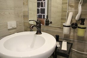 JINJOTEL Boutique Hotel