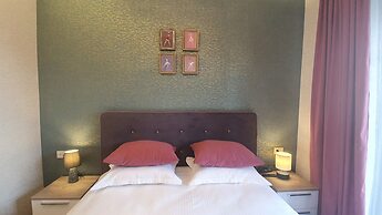 JINJOTEL Boutique Hotel