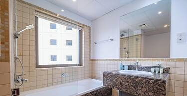 LUX The JBR Central Suite