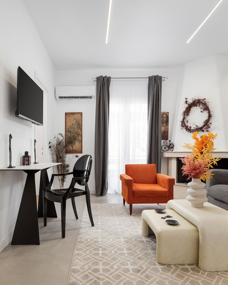 Olympian Zeus Residences