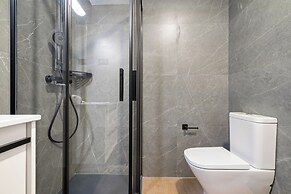 Dobo Madrid Cabrera