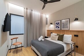 Dobo Madrid Goya