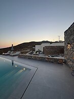 Pentanemi Folegandros