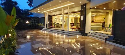 MERITAS GRAND INN